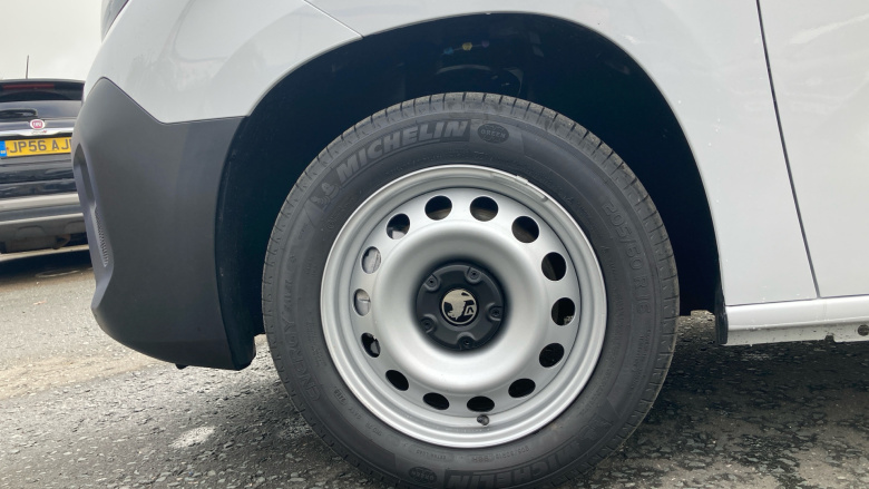 Vauxhall Combo Cargo Combo Diesel 1.5 Turbo D 100 Prime+ H1 Van [Reduced Payload]